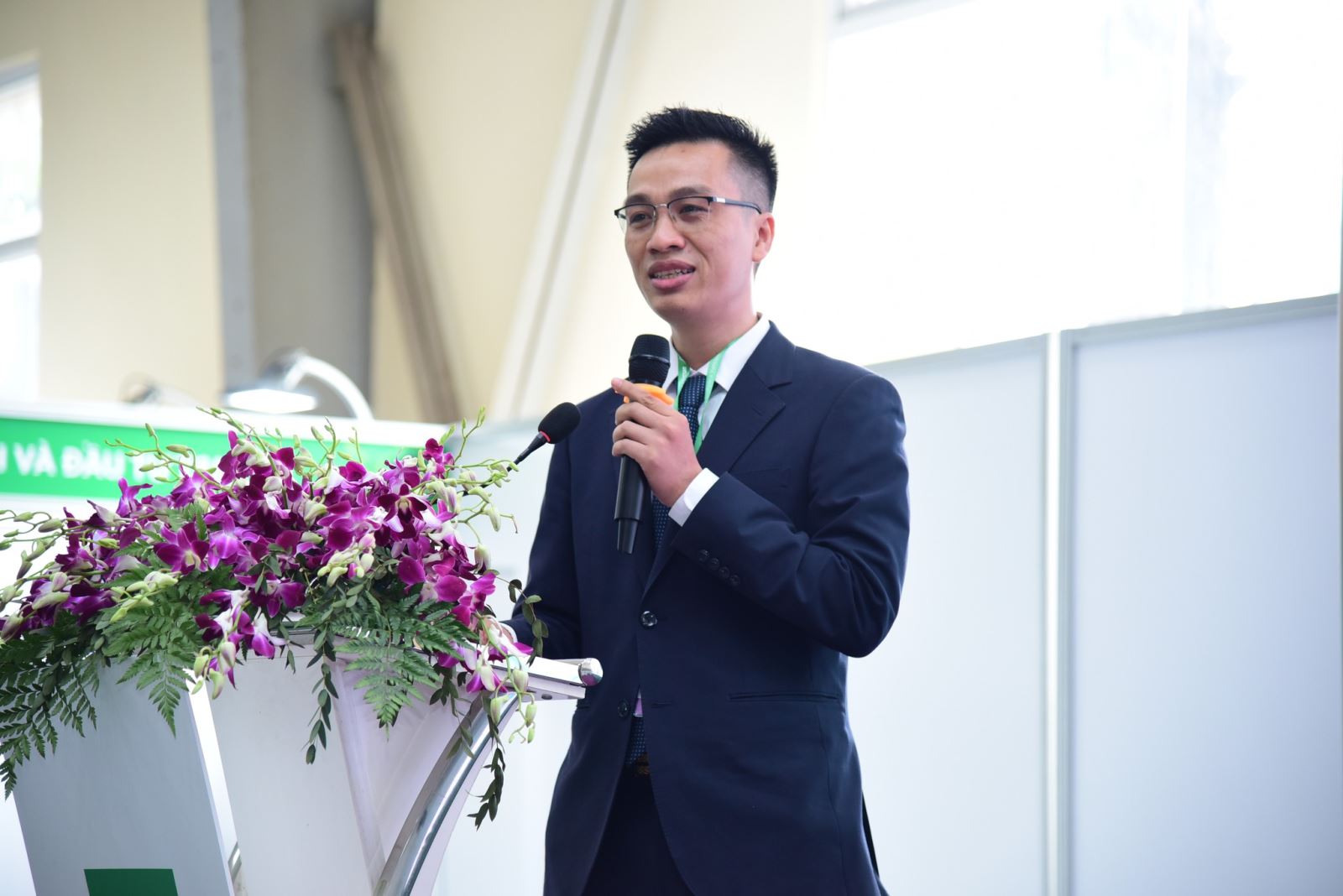 Công nghệ phân tích và xét nghiệm cho ngành chăn nuôi và thuốc thú y